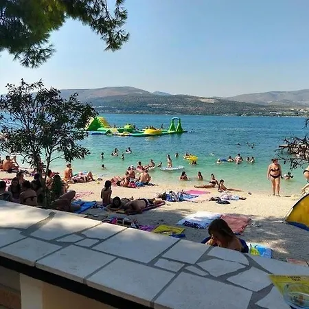 Mastrinka Bright With Free Parking And Modern Amenities Apartment